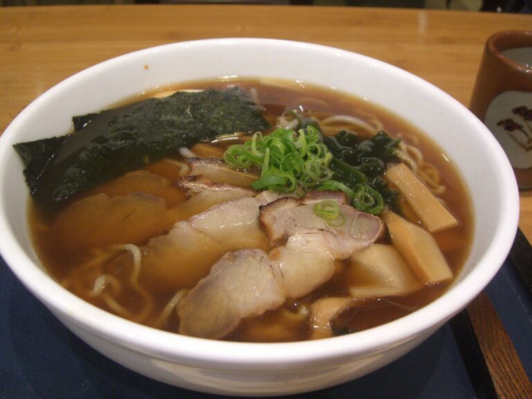 Types of Ramen: Chashu Ramen. Image courtesy of Alpha via Flickr Commons.