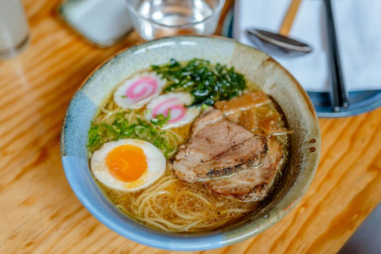 Types of Ramen: Kimchi Ramen. Image courtesy of Viridiana Rivera via Pexels.
