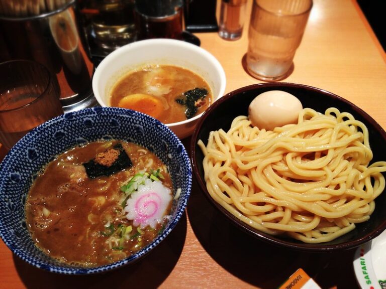 Tokusei tsukemen, Rokurinsha, Tokyo Ramen Street. Image courtesy of T.Tseng via Flickr Commons.